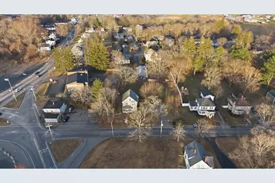 10 Charles St, West Bridgewater, MA 02379 - Photo 34