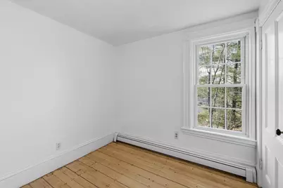 10 Charles St, West Bridgewater, MA 02379 - Photo 20