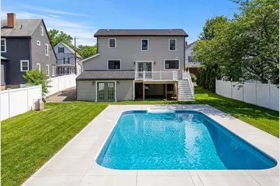 193 Park St, Stoneham, MA 02180 - Photo 2