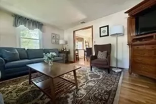 51 Wildwood Ln, Waltham, MA 02451 - Photo 6