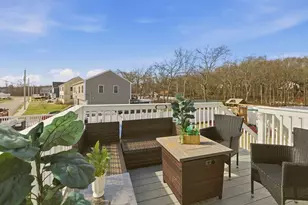 341 Courtney St, Fall River, MA 02720 - Photo 10