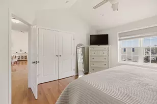 341 Courtney St, Fall River, MA 02720 - Photo 20