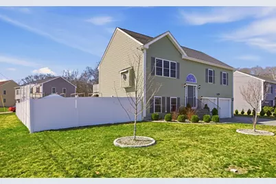 341 Courtney St, Fall River, MA 02720 - Photo 38