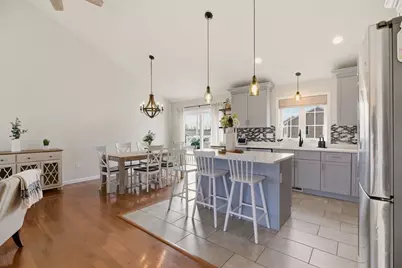 341 Courtney St, Fall River, MA 02720 - Photo 6