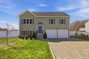 341 Courtney St, Fall River, MA 02720 - Photo 1