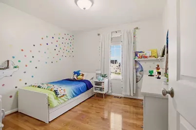 341 Courtney St, Fall River, MA 02720 - Photo 16