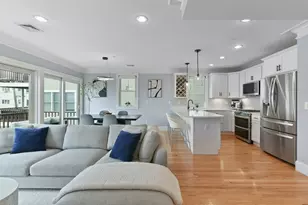 539 Sumner St, Boston, MA 02128 - Photo 6