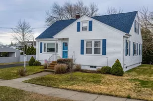 374 Harwich St, New Bedford, MA 02745 - Photo 38