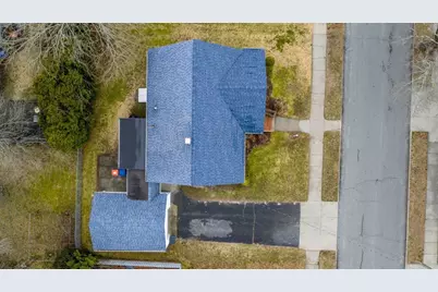 374 Harwich St, New Bedford, MA 02745 - Photo 6