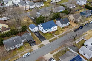 374 Harwich St, New Bedford, MA 02745 - Photo 4