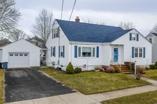 374 Harwich St, New Bedford, MA 02745 - Photo 1