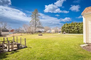 3 Deerfield Ln, Fairhaven, MA 02719 - Photo 4