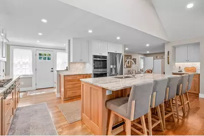 367 Plum, Barnstable, MA 02630 - Photo 8