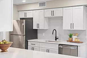 6 Beal's Cove Rd, Hingham, MA 02043 - Photo 2