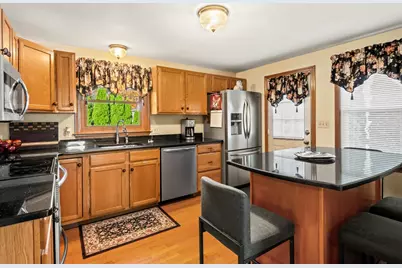216 W Mountain St, Worcester, MA 01606 - Photo 8