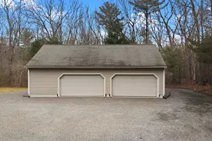 2140 Tanglewood Rd, Dighton, MA 02764 - Photo 2