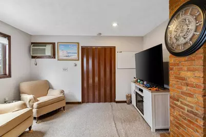 63 Woodville St, Everett, MA 02149 - Photo 10