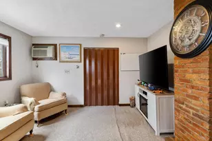 63 Woodville St, Everett, MA 02149 - Photo 10