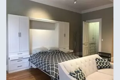 191 Beacon St #4, Boston, MA 02116 - Photo 2