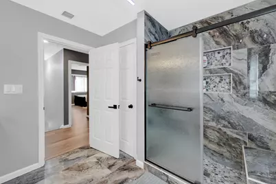 42 Ringgold St, Springfield, MA 01104 - Photo 24