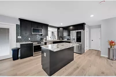 42 Ringgold St, Springfield, MA 01104 - Photo 14