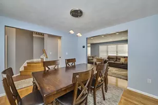 27 Cranberry Ln, Burlington, MA 01803 - Photo 4