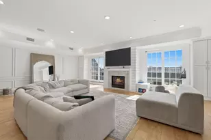 380 Bunker Hill St, Boston, MA 02129 - Photo 8