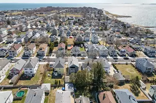 58 Oaklawn St, New Bedford, MA 02744 - Photo 4