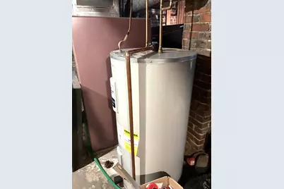 91 Brown St, Athol, MA 01331 - Photo 8