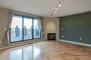 210 Broadway, Everett, MA 02149 - Photo 6