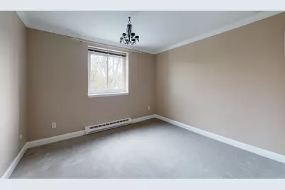 326 Broadway #21, Somerville, MA 02145 - Photo 2