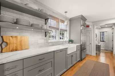 137 Front St, Marblehead, MA 01945 - Photo 16