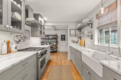 137 Front St, Marblehead, MA 01945 - Photo 14