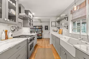 137 Front St, Marblehead, MA 01945 - Photo 14