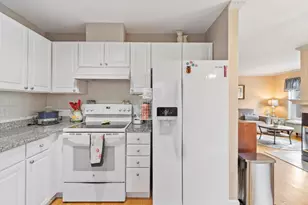 1010 Gazebo Cir, Reading, MA 01867 - Photo 16