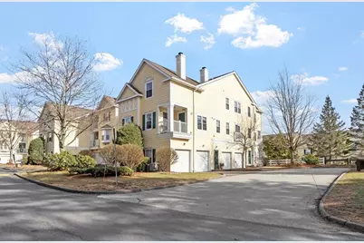 1010 Gazebo Circle #1010, Reading, MA 01867 - Photo 2