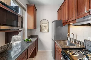 17 Follen St, Boston, MA 02116 - Photo 16