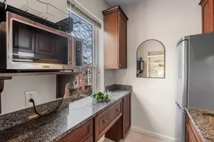 17 Follen St, Boston, MA 02116 - Photo 20