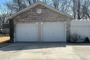 133 Hampden St, West Springfield, MA 01089 - Photo 8