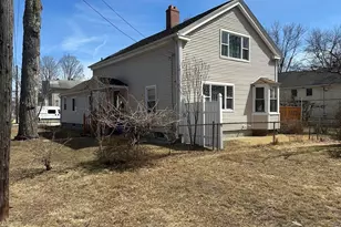 133 Hampden St, West Springfield, MA 01089 - Photo 4