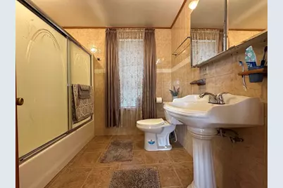 133 Hampden Street, West Springfield, MA 01089 - Photo 20