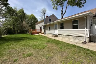 133 Hampden St, West Springfield, MA 01089 - Photo 10