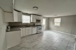 38 Reservoir St, Brockton, MA 02301 - Photo 4