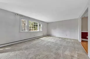 892 Highland St, Holliston, MA 01746 - Photo 8