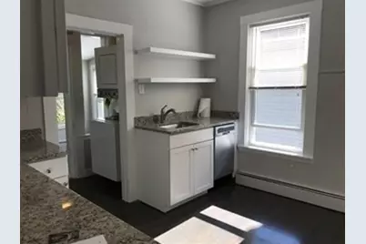 9 Neponset Circle #2, Boston, MA 02130 - Photo 4