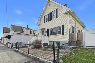 275 Dartmouth St, New Bedford, MA 02740 - Photo 2