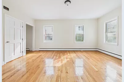 275 Dartmouth St, New Bedford, MA 02740 - Photo 4