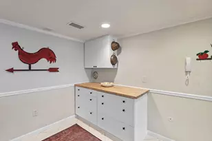 18 America Way, Salem, MA 01970 - Photo 8