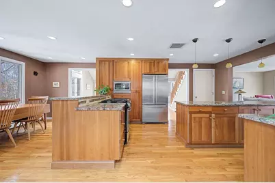 6 Ledgestone Dr, Hopkinton, MA 01748 - Photo 6