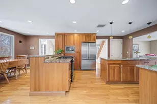 6 Ledgestone Dr, Hopkinton, MA 01748 - Photo 6